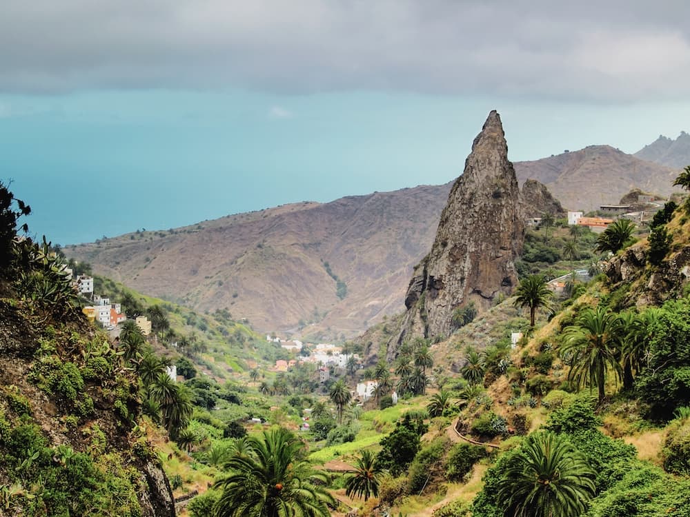 Outdoor group fitness training in Tenerife