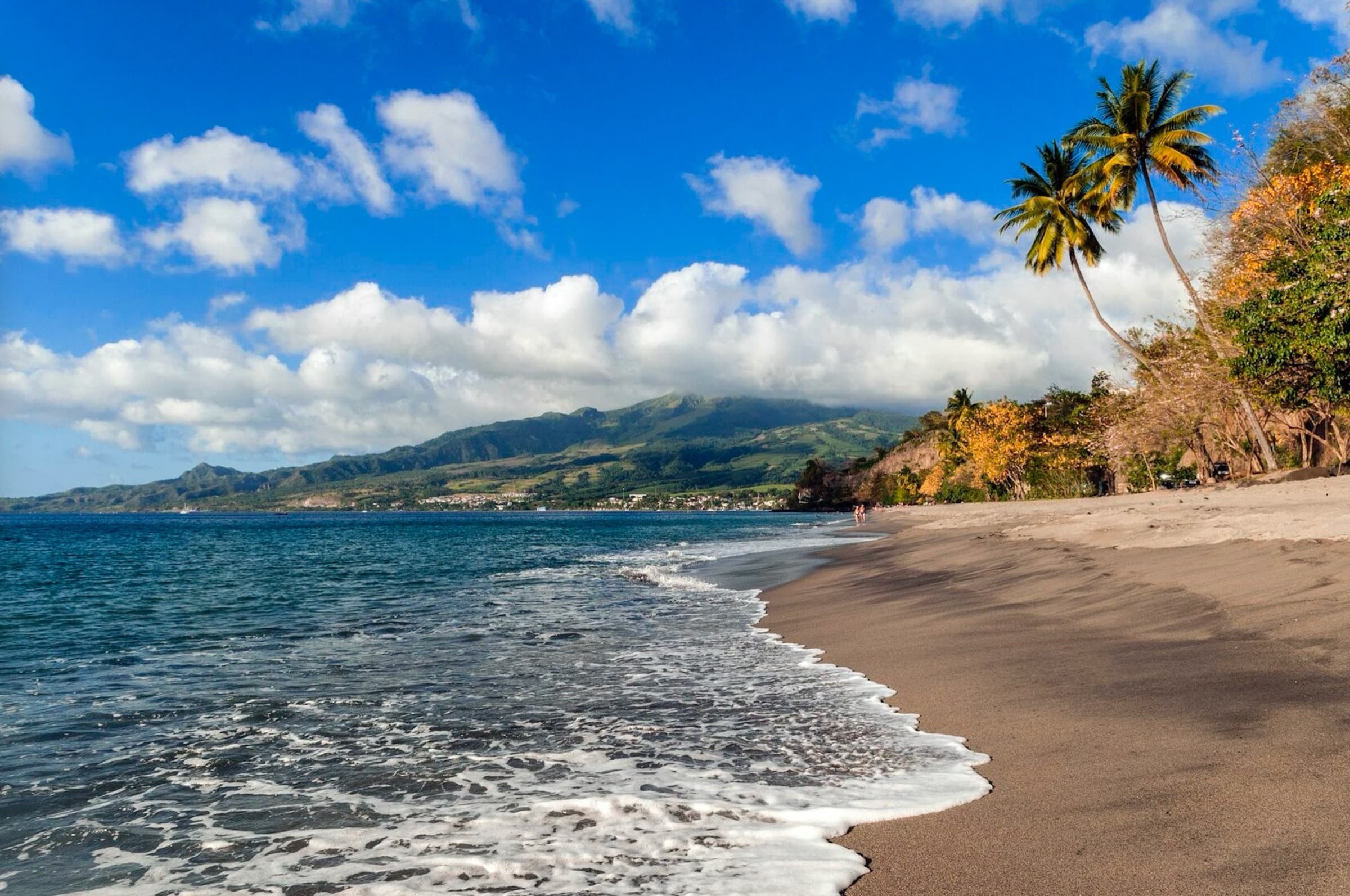 Yachting the Caribbean Islands: Martinique